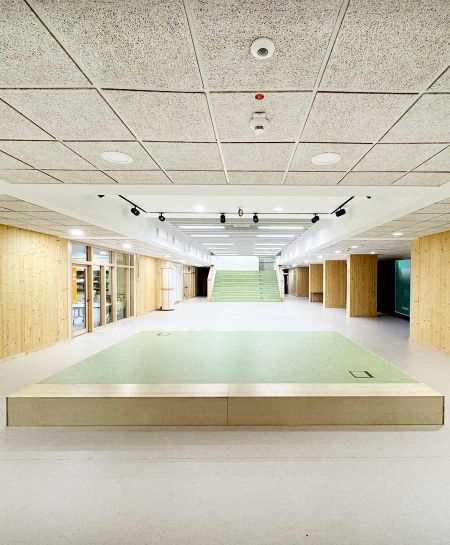 Gustav-Brunner-Schule Ginsheim-Gustavsburg Beleuchtung Aula